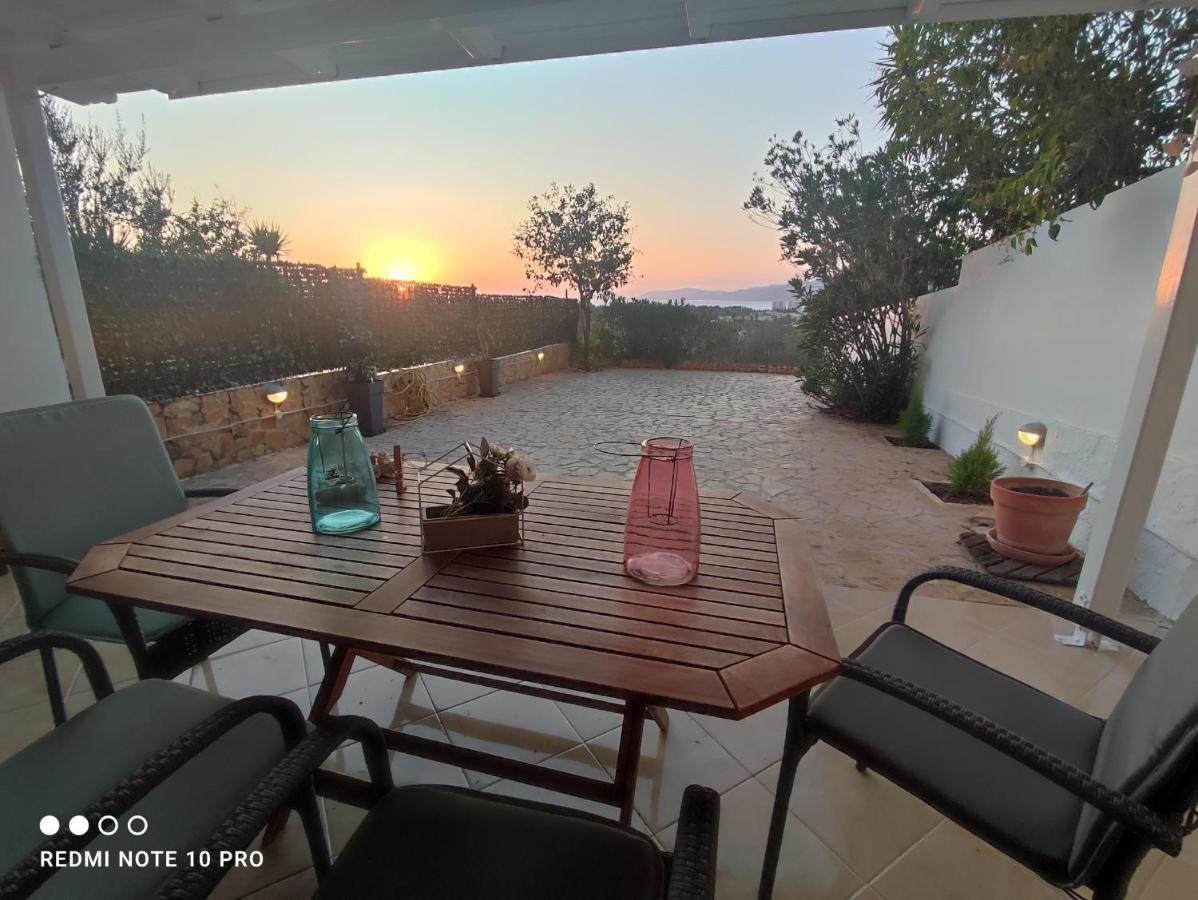 Andrew'S Sunset View Apartment Лутраки Екстериор снимка
