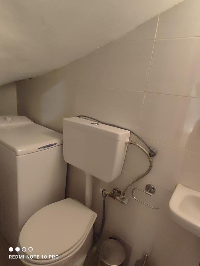 Andrew'S Sunset View Apartment Лутраки Екстериор снимка